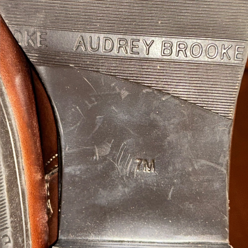 Audrey Brooke Abannya Brown Leather Heeled Riding Boots Zipper Lined Size 7 - Picture 11 of 13